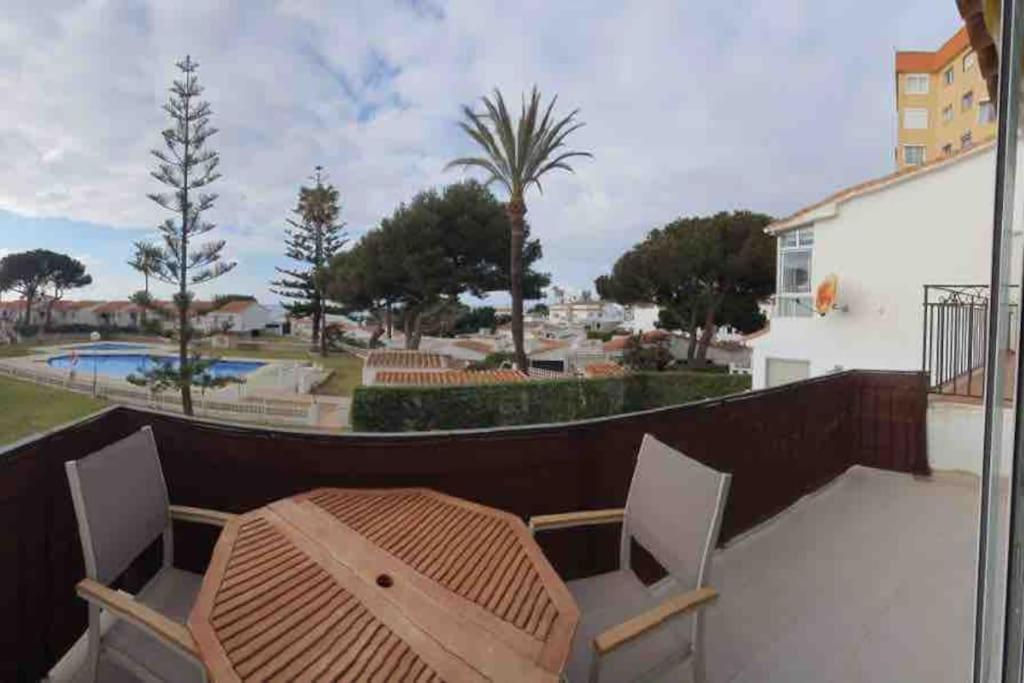 Precioso Loft Con Piscina Y Vistas Apartment ลากาลาเดมิฮาส ภายนอก รูปภาพ