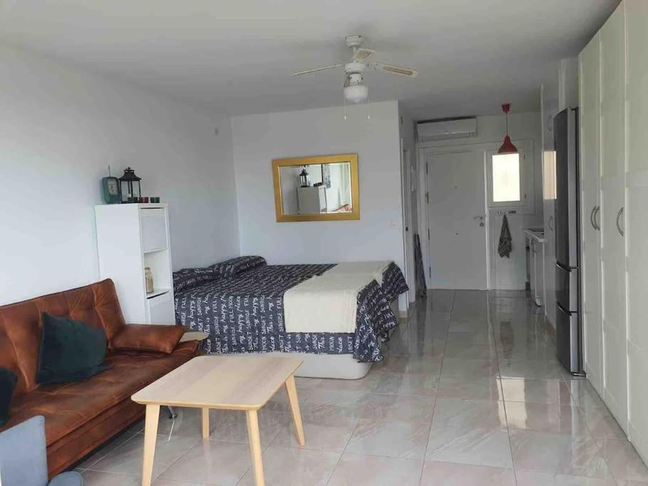 Precioso Loft Con Piscina Y Vistas Apartment ลากาลาเดมิฮาส ภายนอก รูปภาพ