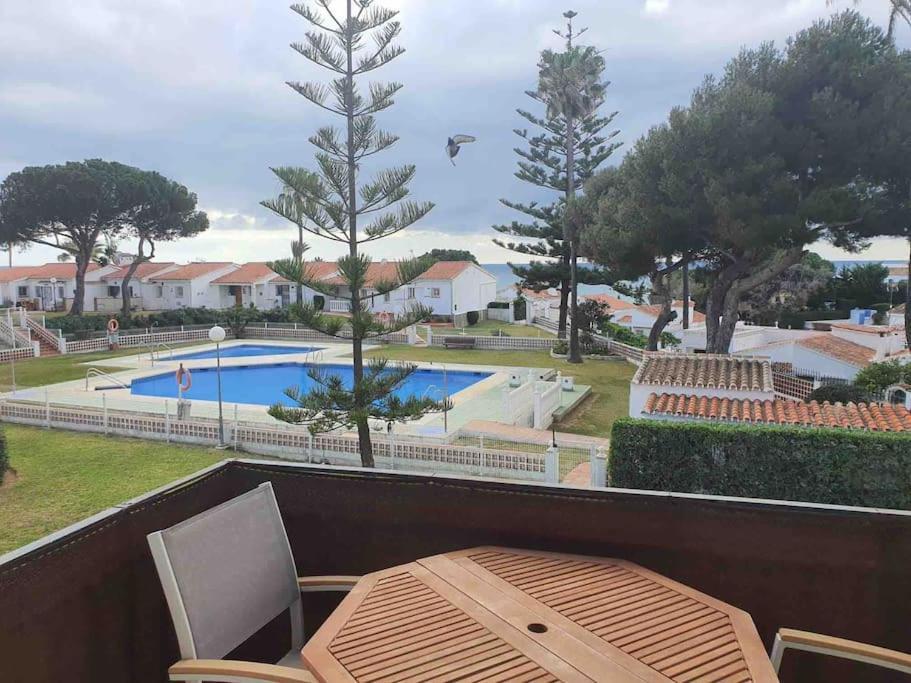 Precioso Loft Con Piscina Y Vistas Apartment ลากาลาเดมิฮาส ภายนอก รูปภาพ