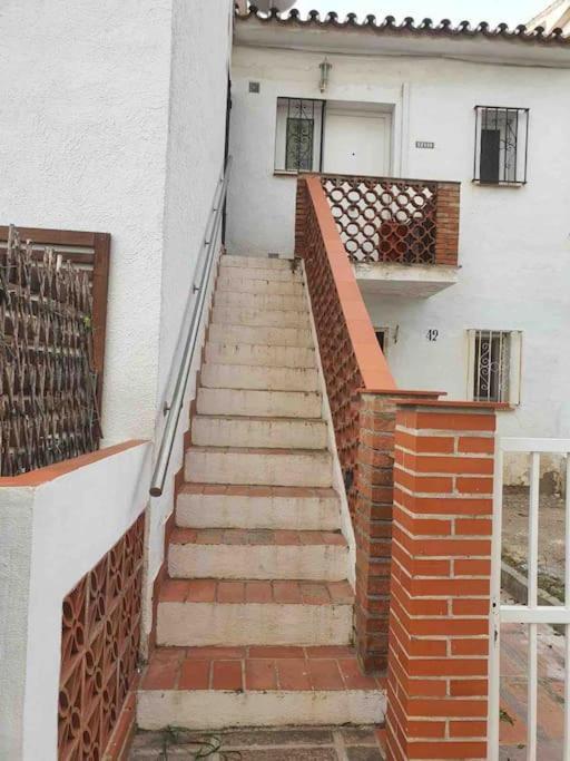 Precioso Loft Con Piscina Y Vistas Apartment ลากาลาเดมิฮาส ภายนอก รูปภาพ